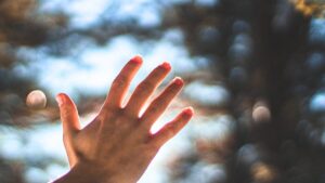 豊中市緑地公園駅すぐの整体、まほろばカイロプラクティックでは、腱鞘炎の施術もおこなっております。