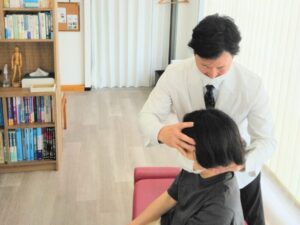 緑地公園駅すぐの整体、まほろばカイロで顎関節症の施術