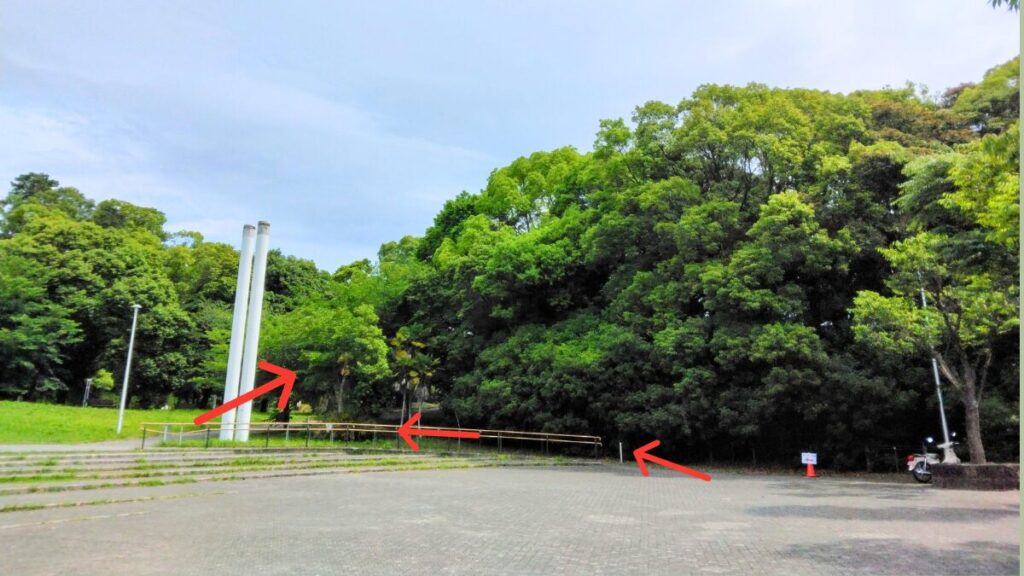 服部緑地公園野外音楽堂から東中央広場への行き方